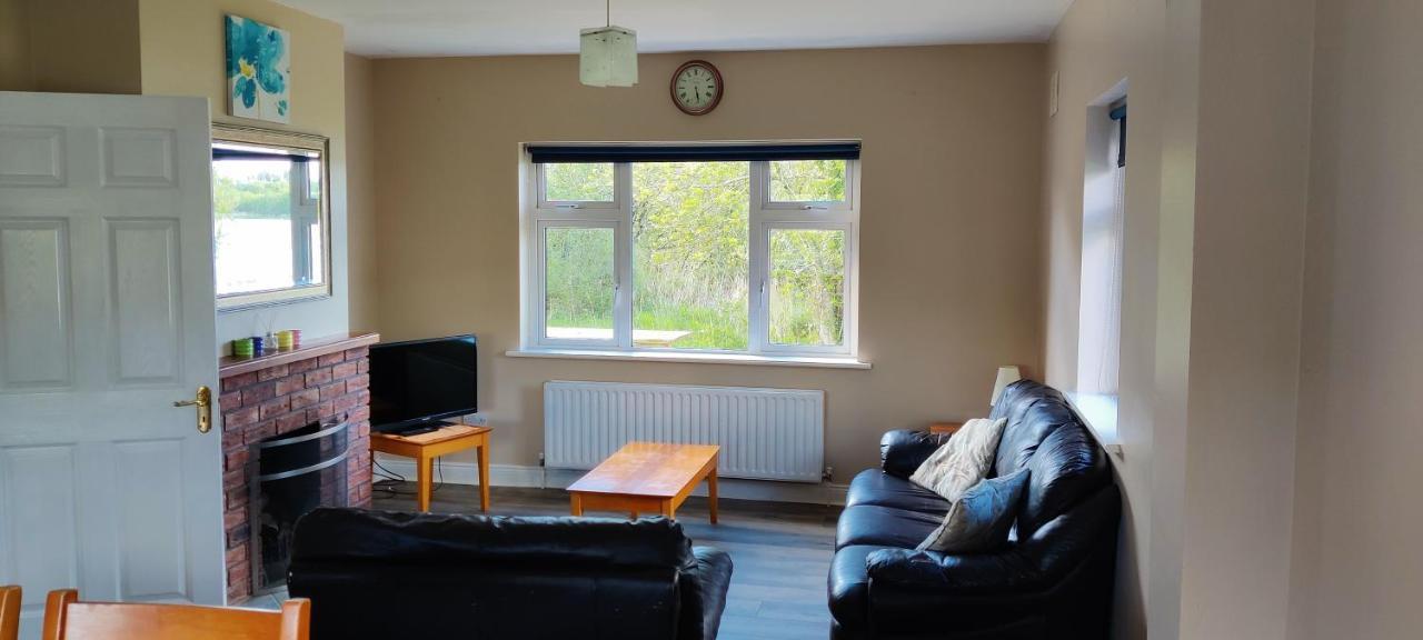 Clonandra Cottages Belturbet Eksteriør billede